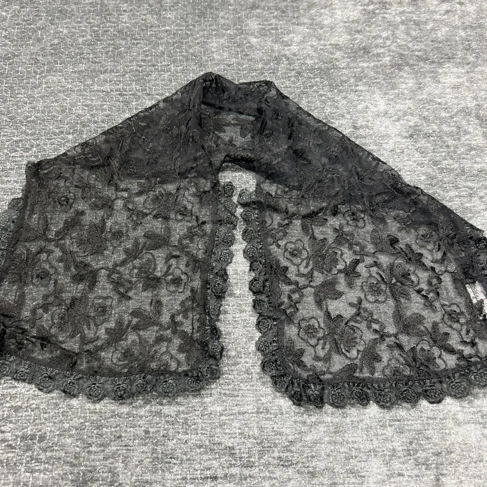 Oscar de la Renta Studio Black Floral Lace Scarf Wrap Mantilla Sheer Embroidered
